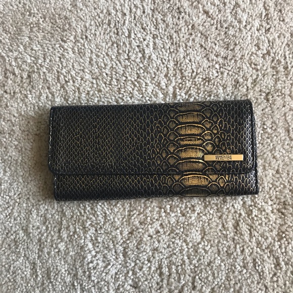 Kenneth Cole Reaction Handbags - ⭐️ALL ITEMS $5⭐️ (MUST HAVE THIS AD)